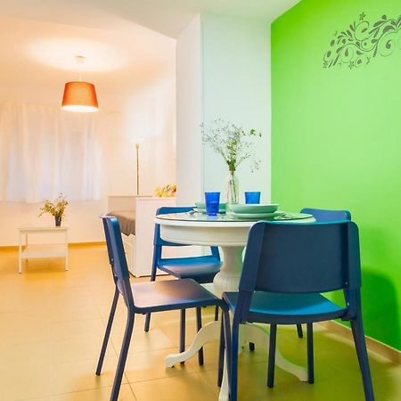 Anfitrion Sevilla 3 Екстериор снимка