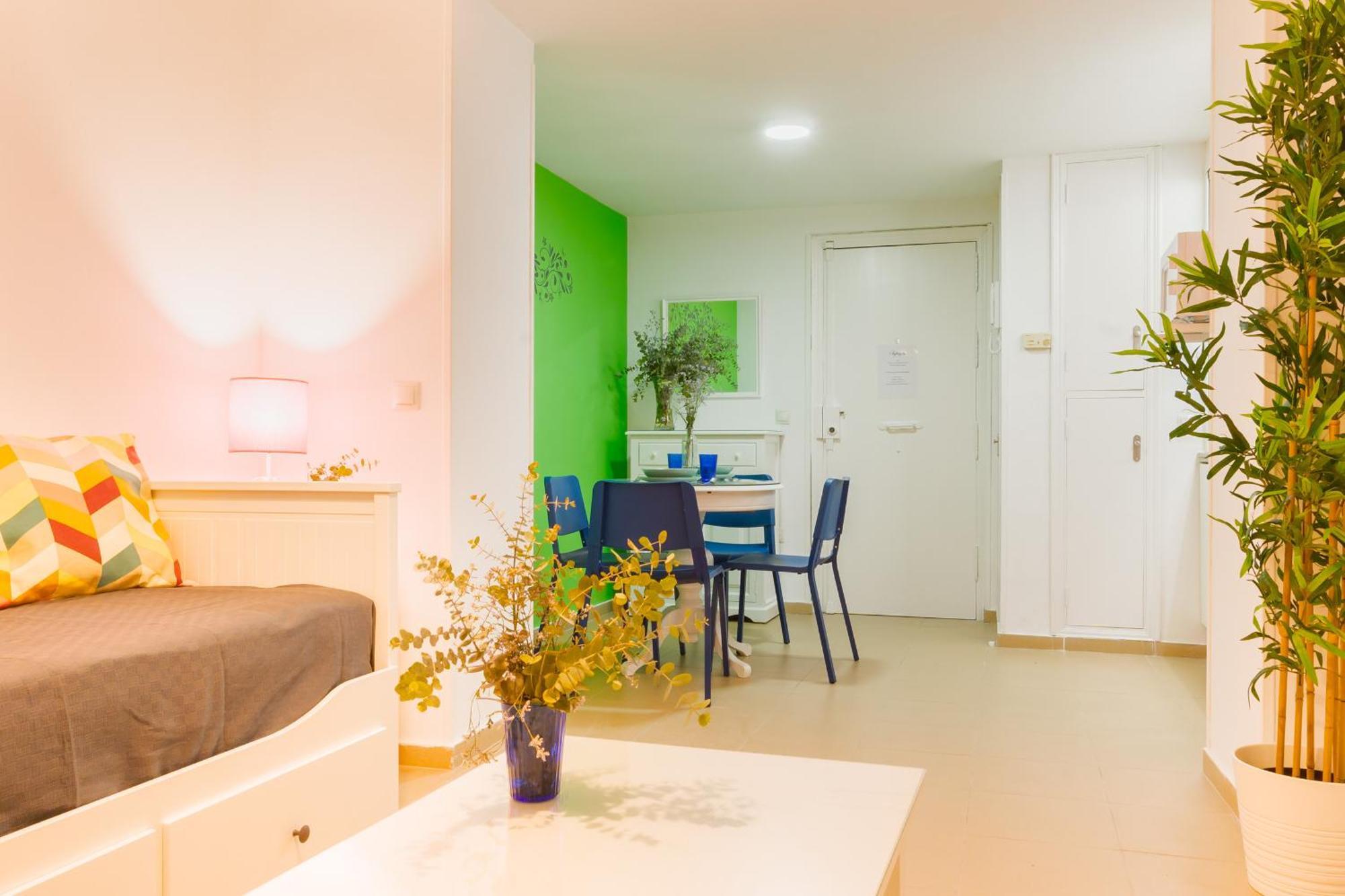Anfitrion Sevilla 3 Екстериор снимка